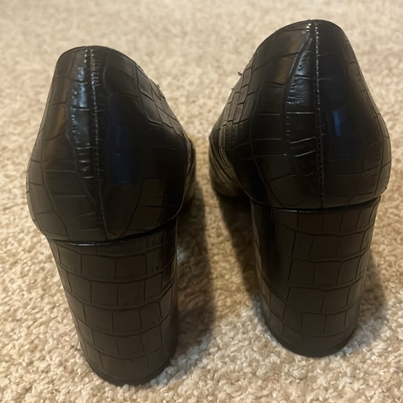 Stack heel shoe - Picture 4 of 4